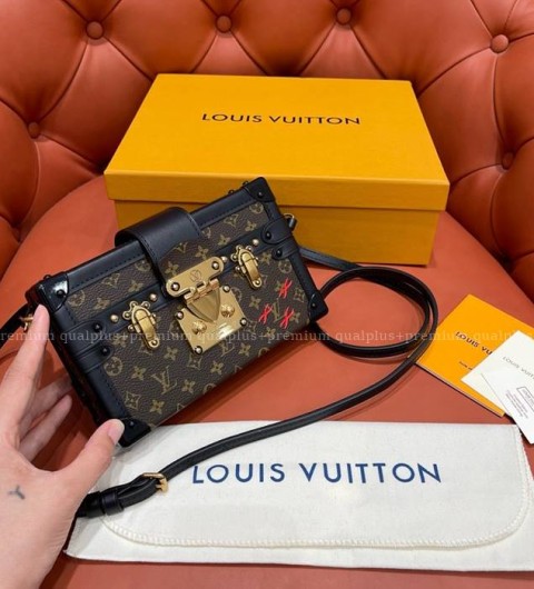루이비통 M44199 쁘띠뜨 말 숄더백