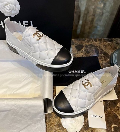 샤넬 퀼티드 CC 슬립온 스니커즈 여성용