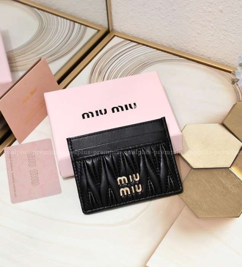 [국내배송] 미*미우 마테라쎄 나파 가죽 카드 홀더