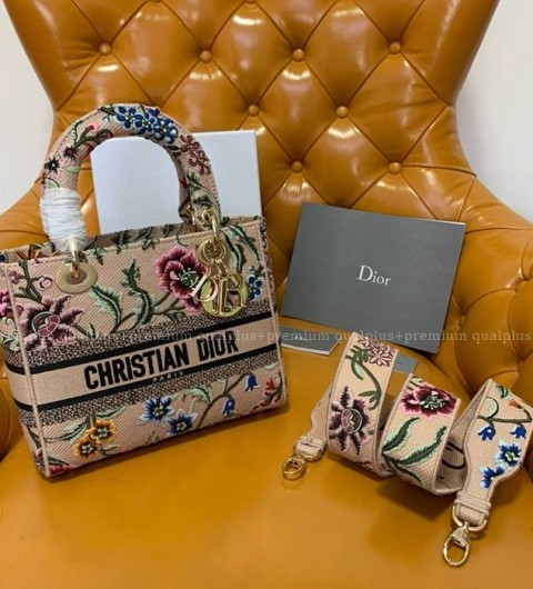 디올 LADY D-LITE 디라이트 레이디백 미듐