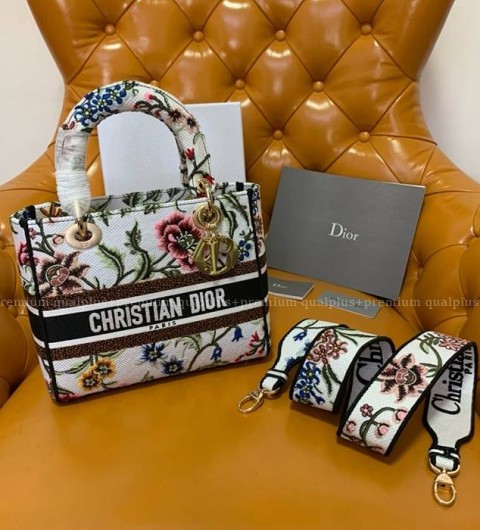 디올 LADY D-LITE 디라이트 레이디백 미듐