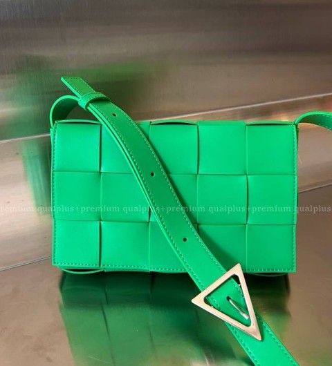 보테가베네타 708768 카세트백 남녀공용