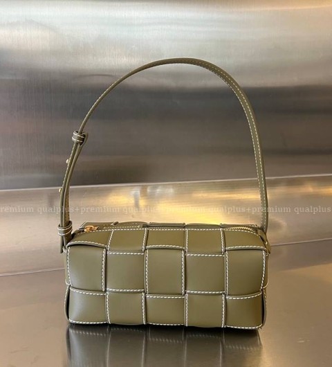 보테가베네타 729251 브릭 카세트백 스몰 남녀공용