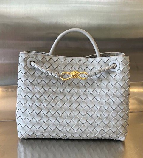 보테가베네타 743572 안디아모 핸드백 미듐