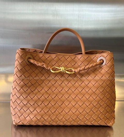 보테가베네타 743572 안디아모 핸드백 미듐