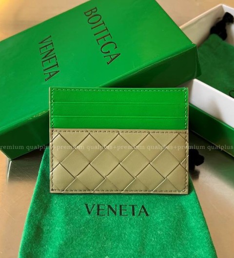보테가베네타 749449 인트레치아토 카드지갑 남녀공용