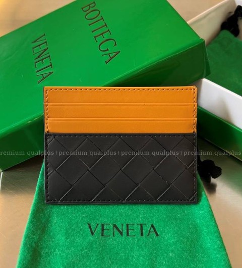 보테가베네타 749449 인트레치아토 카드지갑 남녀공용