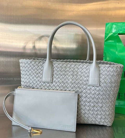 보테가베네타 608810 까바 토트백 미듐