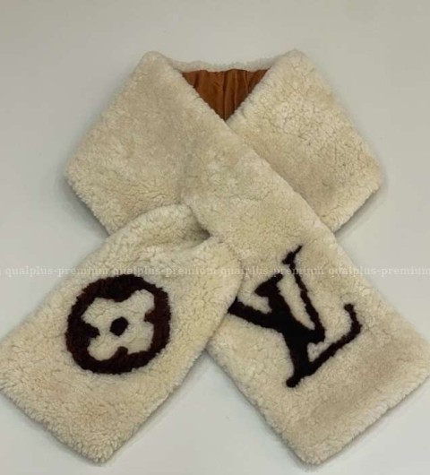 루이비통 M77055 시어링 터피타지 스카프