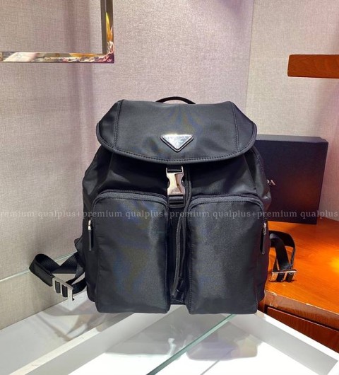 프라다 1BZ005 포코노 나일론 백팩 남녀공용