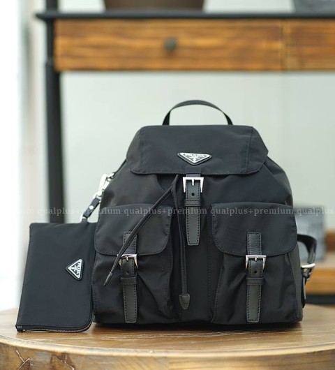 프라다 1BZ811 리나일론 백팩 미듐