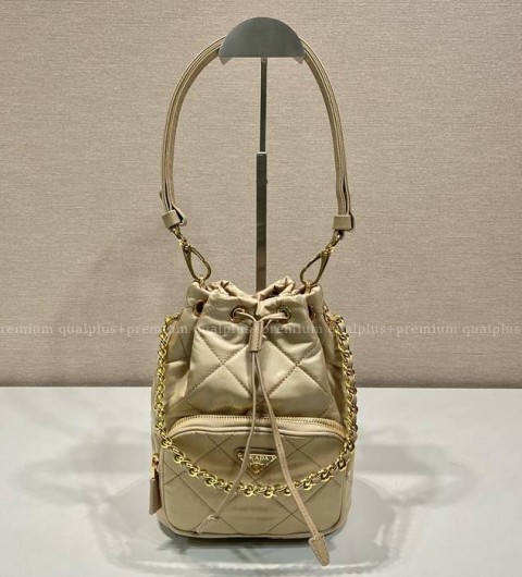 프라다 1BH038 리나일론 버킷 핸드백