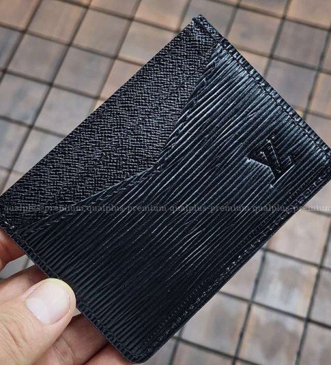 [국내배송] 루*비통 타이가 포르트 카르트 카드지갑 남녀공용