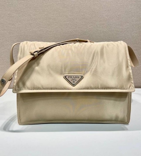 프라다 1BD256 리나일론 패딩 숄더백 라지 남녀공용