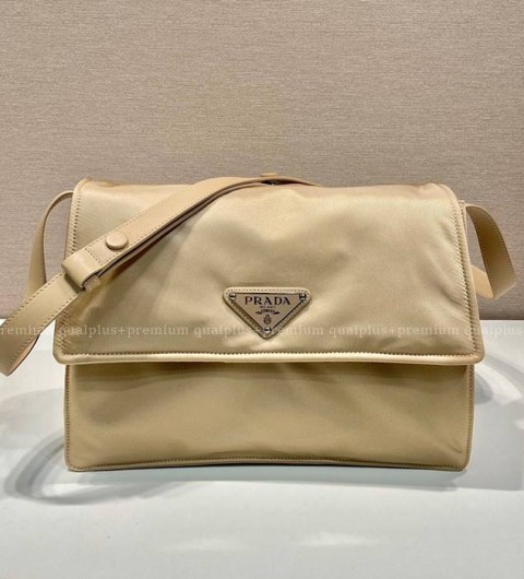 프라다 1BD255 리나일론 패딩 숄더백 미듐 남녀공용