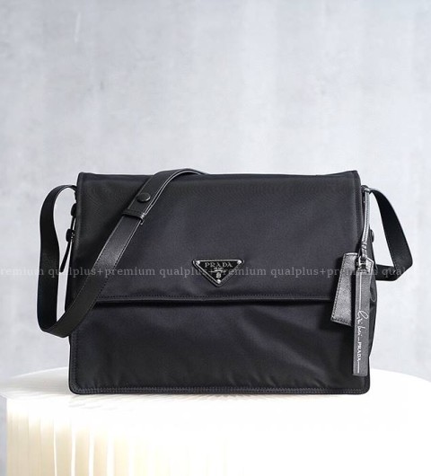 프라다 1BD256 리나일론 패딩 숄더백 라지 남녀공용