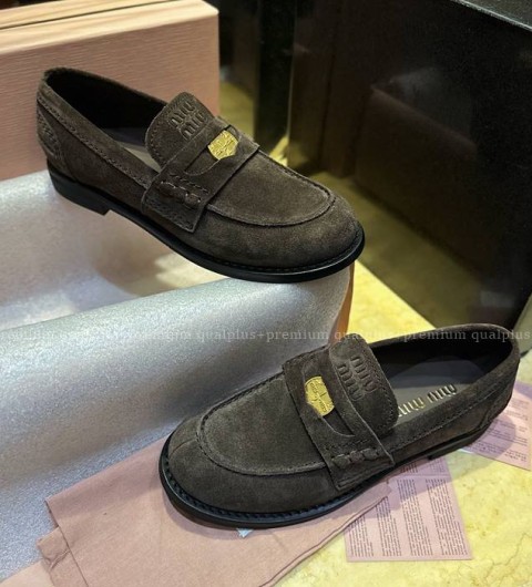 미우미우 페니 로퍼 여성용