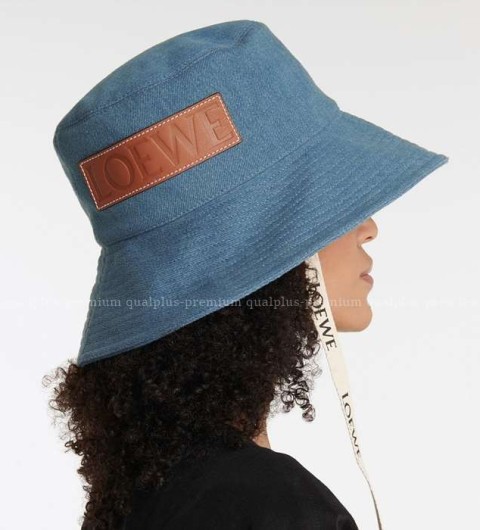 [국내배송] 로*베 폴라 이비자 로고 패치 넥 스트랩 피셔맨 버킷 햇 (2color)