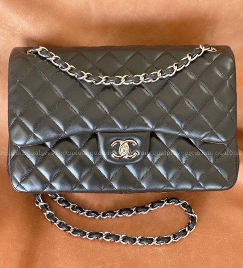 샤넬 클래식 숄더백 점보 라지