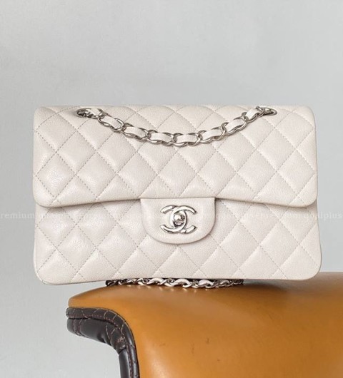 샤넬 클래식 숄더백 스몰