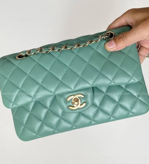 샤넬 클래식 숄더백 스몰