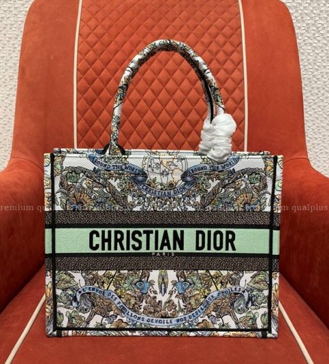 디올 BOOK TOTE 북토트백 미듐