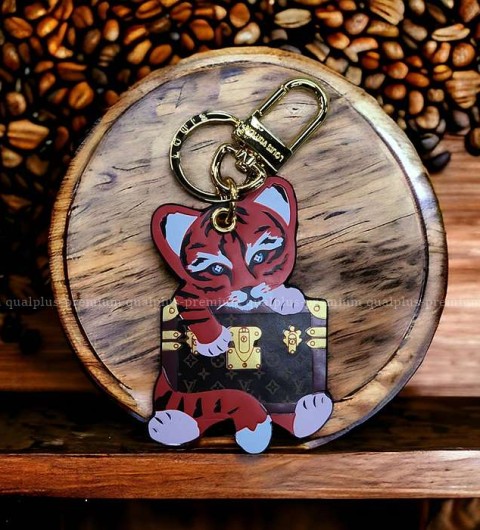 [국내배송] 루*비통 프레시우스 타이거 키링