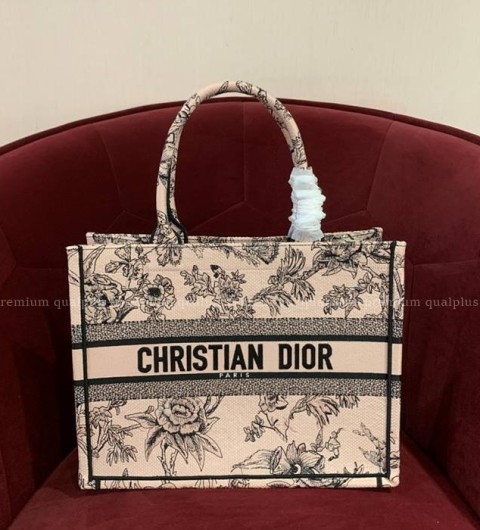 디올 BOOK TOTE 북토트백 미듐