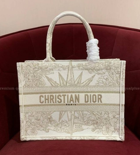 디올 BOOK TOTE 북토트백 미듐