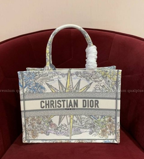 디올 BOOK TOTE 북토트백 미듐