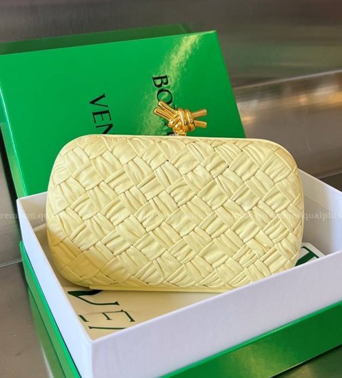 보테가베네타 717622 놋 파우치