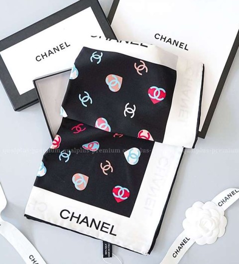 [국내배송] 샤* 에크루 블랙 스퀘어 스카프