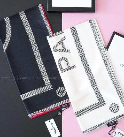 [국내배송] 샤* 빅 써클 로고 실크 스퀘어 스카프 (2color)