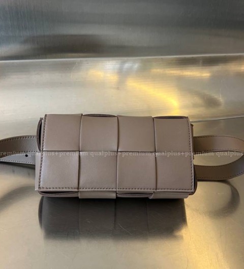 보테가베네타 639367 인트레치아토 카세트 벨트백 남녀공용