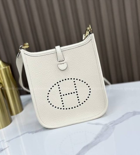 에르메스 에블린 Evelyne 백 TPM 16 미니