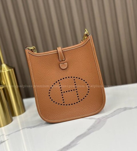 에르메스 에블린 Evelyne 백 TPM 16 미니