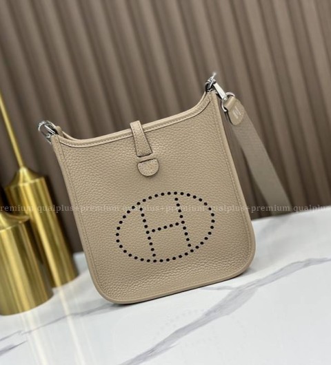 에르메스 에블린 Evelyne 백 TPM 16 미니