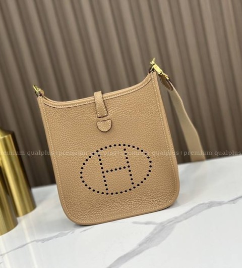 에르메스 에블린 Evelyne 백 TPM 16 미니