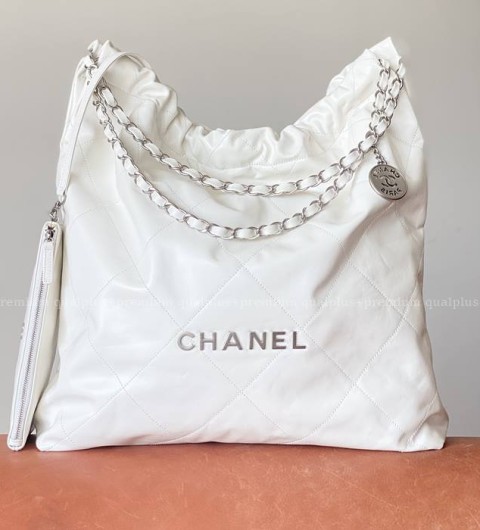 샤넬 22 핸드백 미듐