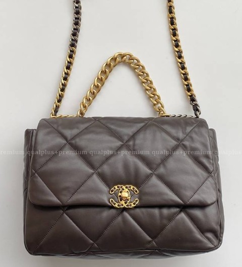 샤넬 19 숄더백 맥시