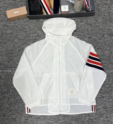 톰브라운 4-바 경량 바람막이 자켓 여성용