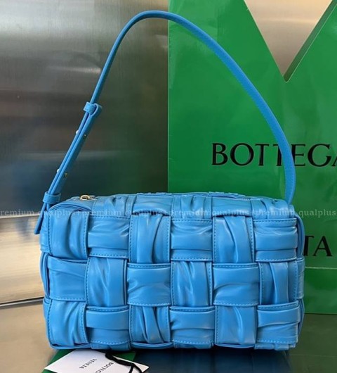 보테가베네타 717090 브릭 카세트 숄더백