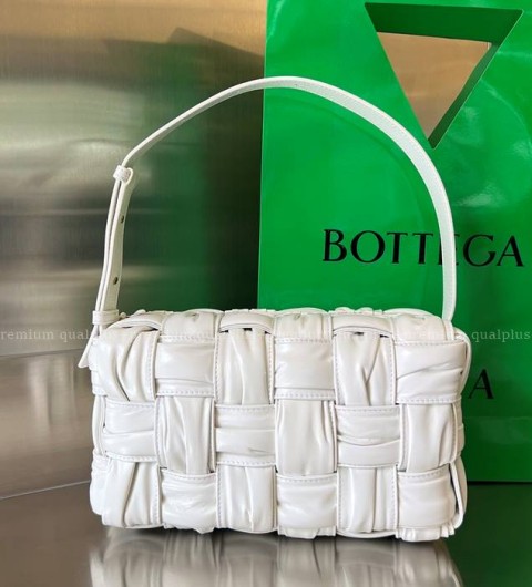 보테가베네타 717090 브릭 카세트 숄더백