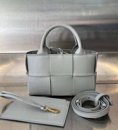 보테가베네타 709337 아르코 토트백 미니