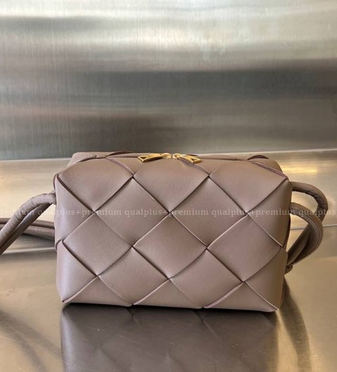 보테가베네타 709417 카세트 카메라백 스몰