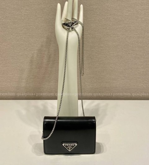프라다 1MR024 시퀸 카드 홀더 스트랩 숄더백