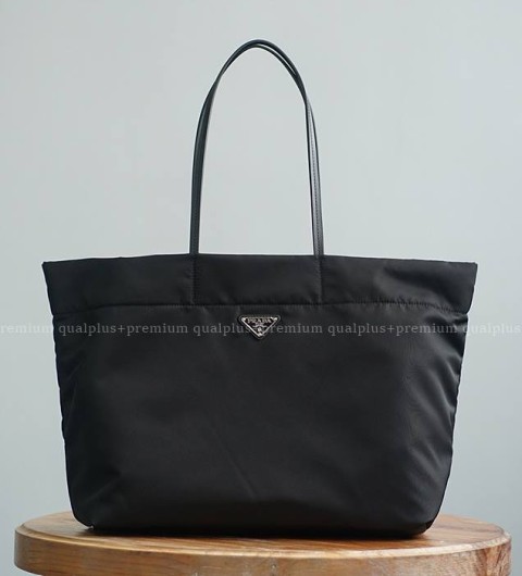 프라다 1BG107 리나일론 토트백