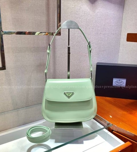 프라다 1BD303 클레오 브러시드 플랩 숄더백