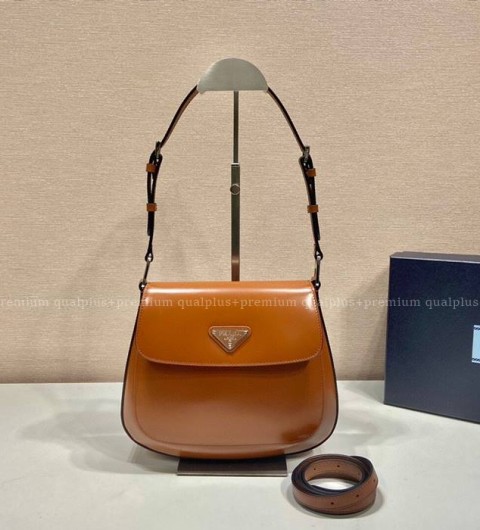 프라다 1BD303 클레오 브러시드 플랩 숄더백