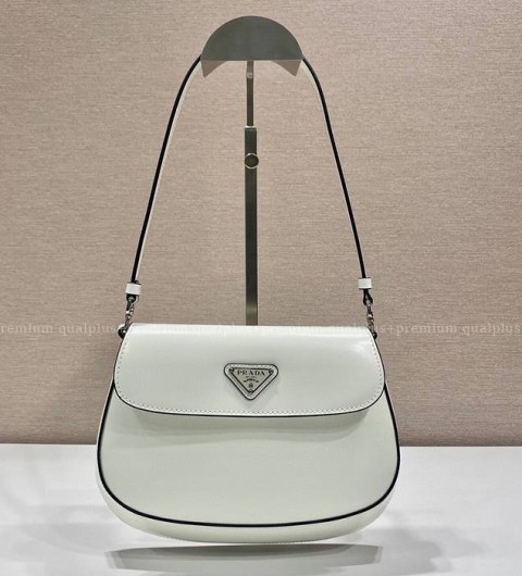 프라다 1BD311 브러쉬드 레더 플랩 숄더백